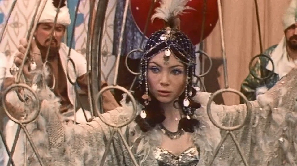 Кадр из фильма "После дождичка в четверг" (1985)